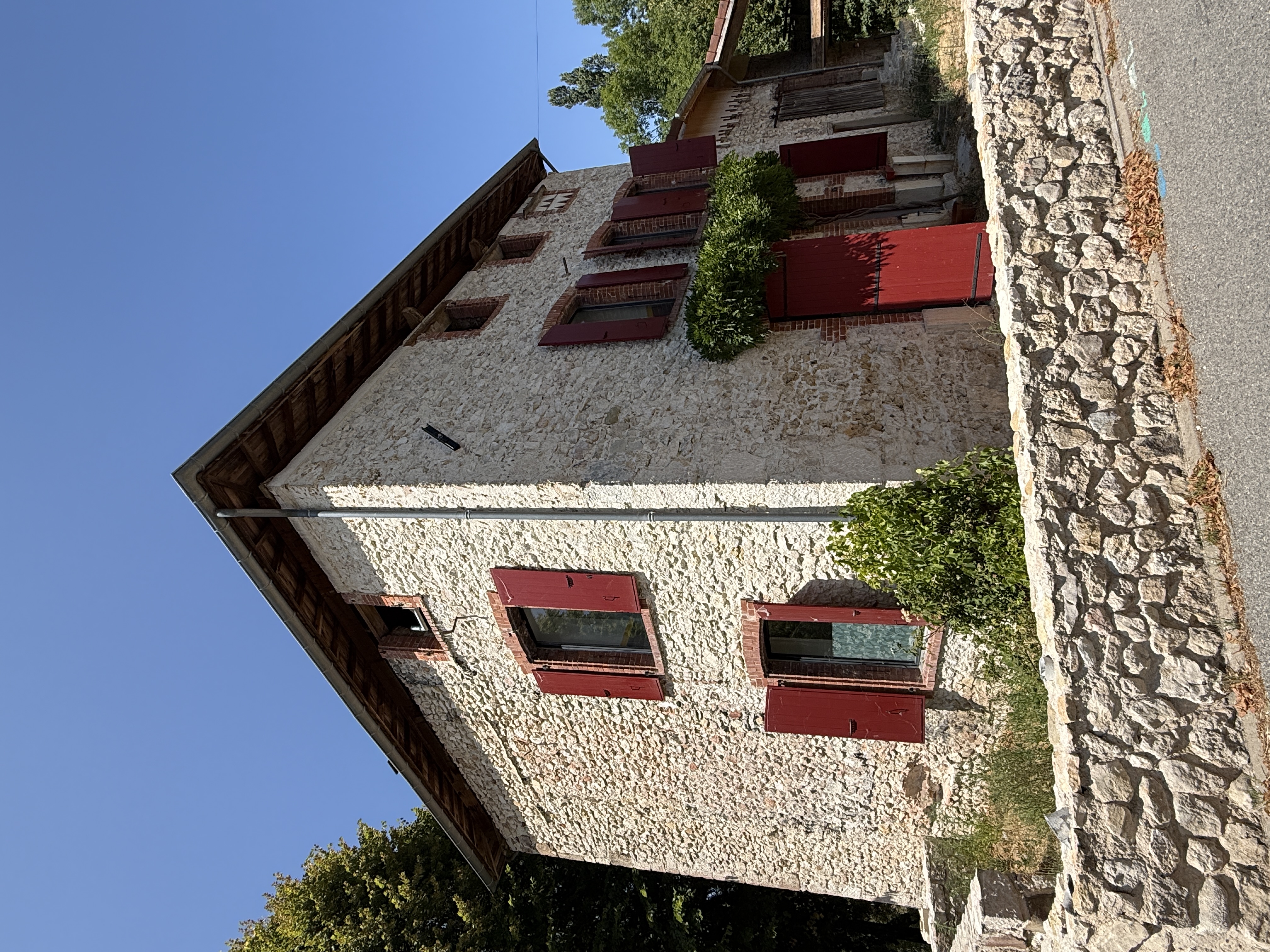 Maison en pierre de caractère de 179 m² – Rochechinard
